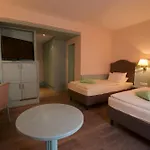 Zum Loewen 4*
