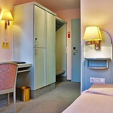 Hotell Zum Loewen Mörfelden-Walldorf