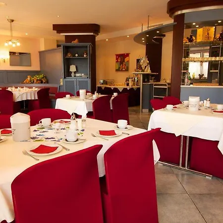 Zum Loewen Hotel