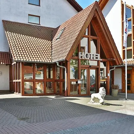 Zum Loewen 4*