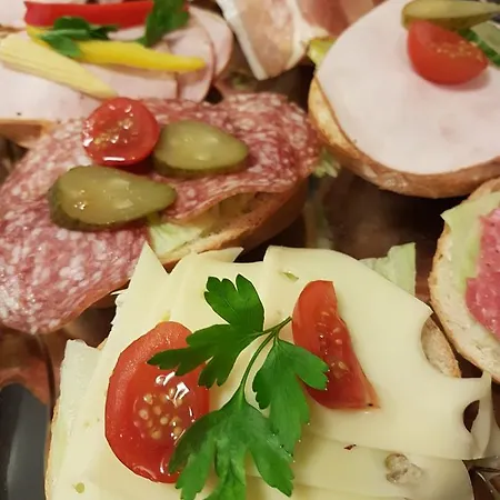 Hotel Zum Loewen 4*